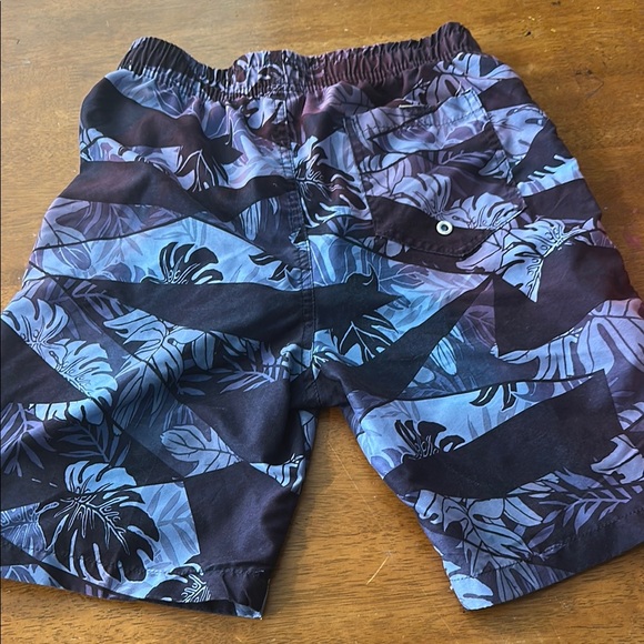 Kids' Multi-Color Shorts Set - Picture 3 of 7